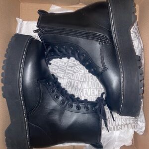 Steve Madden boots